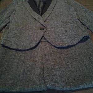 Junior Pant Suit ... EUC!